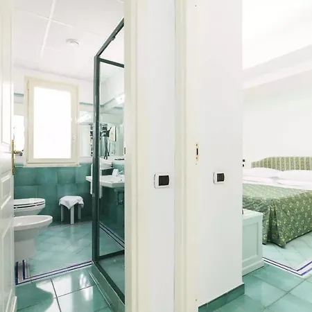 Santa Caterina Hotel