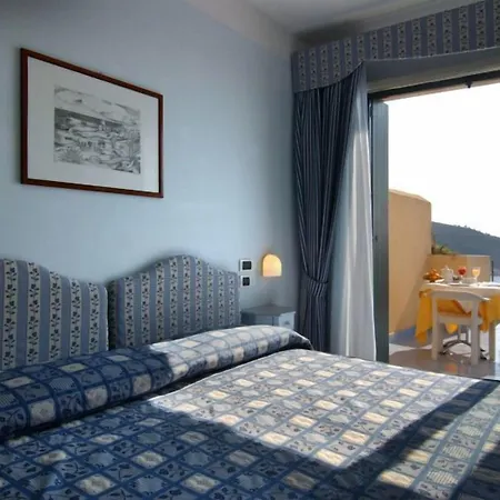 Santa Caterina Hotel