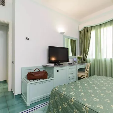 Hotel Santa Caterina 4*