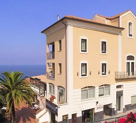 Santa Caterina Hotel